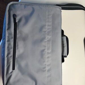 Solo Gray Laptop Bag with Water-Resistant Fabric and Sleek Modern Design